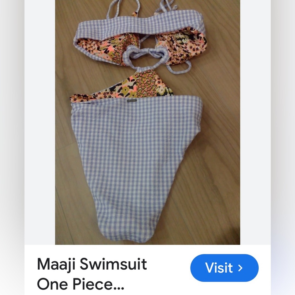 Majji  Reversible Women's Floral Cutout swimsuit - Picture 7 of 7